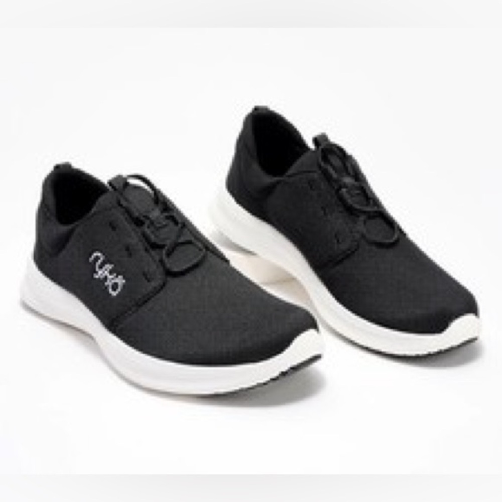 Ryka Women’s Washable Black Bungee Recovery Sneakers-Renew. Size 9W. NIB.